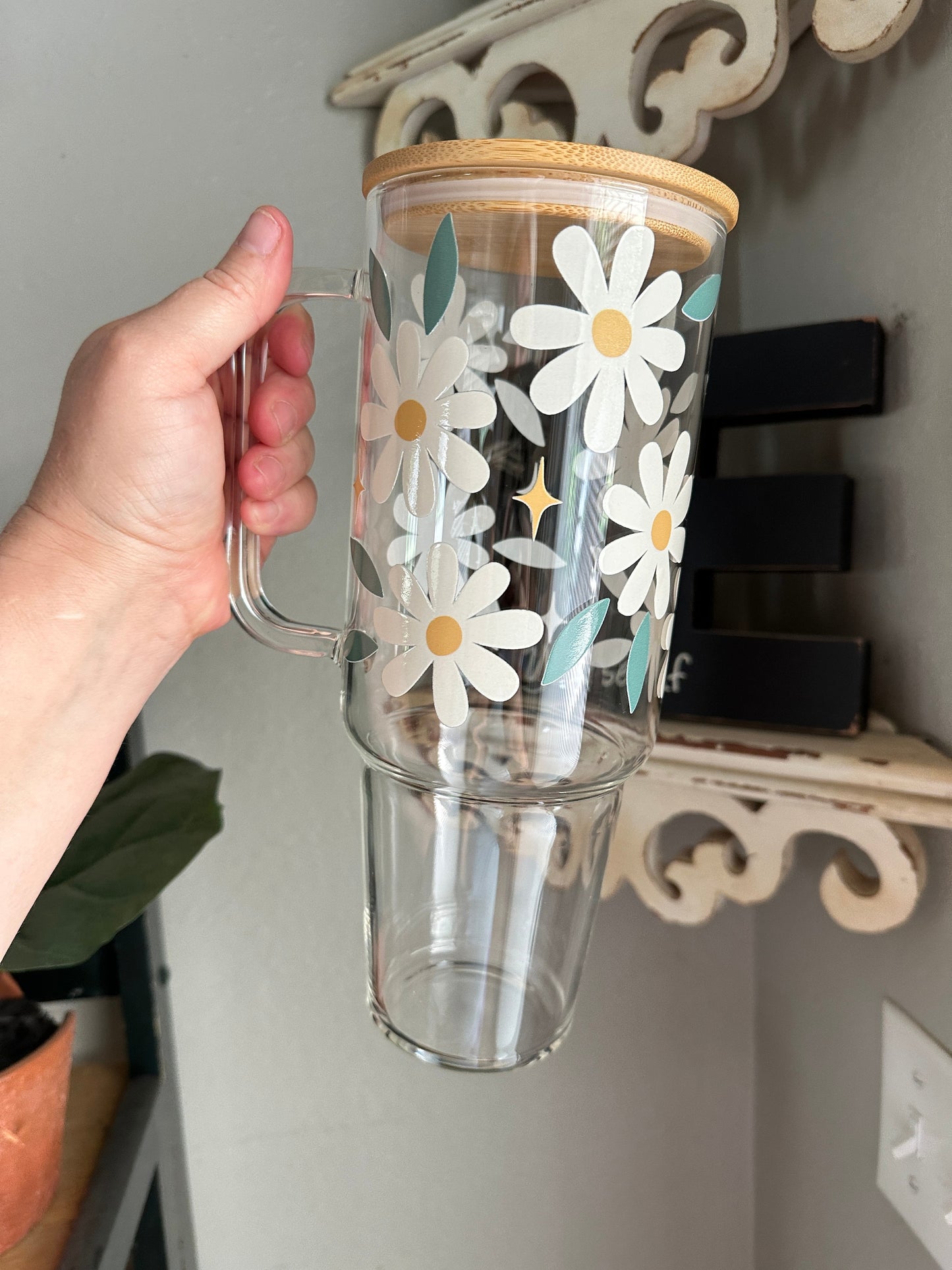 40oz Glass Tumbler, 40oz Glass with handle, Retro DaisyGlass Tumbler , Coffee Glass, Viral Coffee Glass, Retro Tumbler