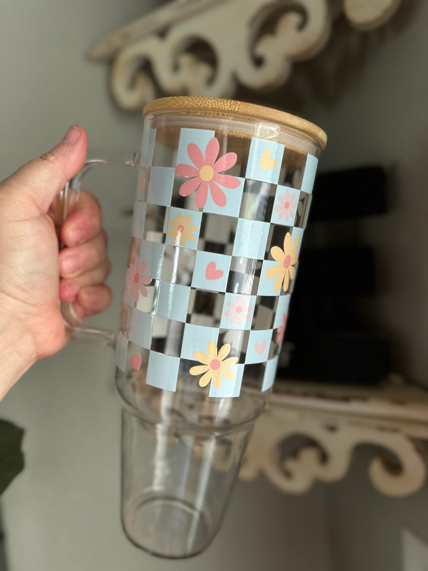 40oz Glass Tumbler, 40oz Glass with handle, Retro Checkered daisy Glass Tumbler , Coffee Glass, Viral Coffee Glass, Retro Tumbler